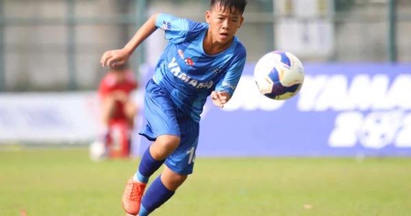 ‘Khả còi’ theo nghề đá bóng, giấc mơ ngôi sao từ làng biển Tam Xuân - hình ảnh - f168winn.com ‘Khả còi’ theo nghề đá bóng, giấc mơ ngôi sao từ làng biển Tam Xuân - hình ảnh - f168winn.com