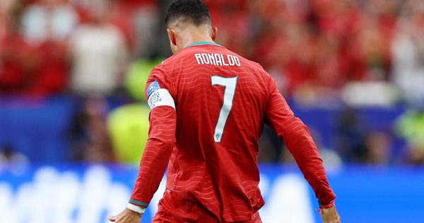 F168 hỗ trợ 24/7: Ronaldo lập kỷ lục ghi bàn ở 6 kỳ World Cup liên tiếp - hình ảnh - f168winn.com