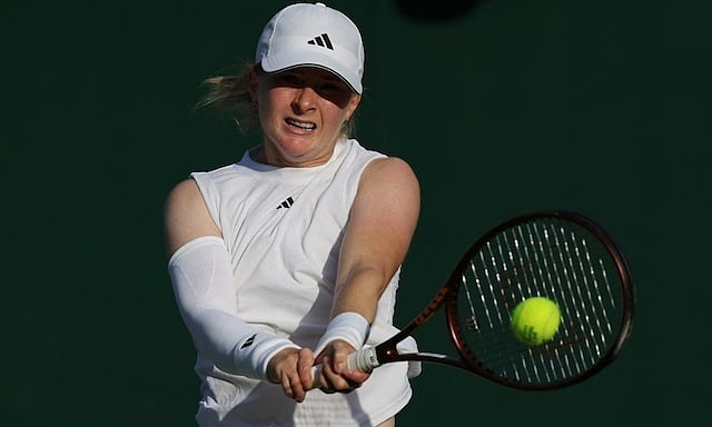 Tay vợt Anh Francesca Jones mong Wimbledon dời lịch để xem World Cup 2026 - hình ảnh - f168winn.com