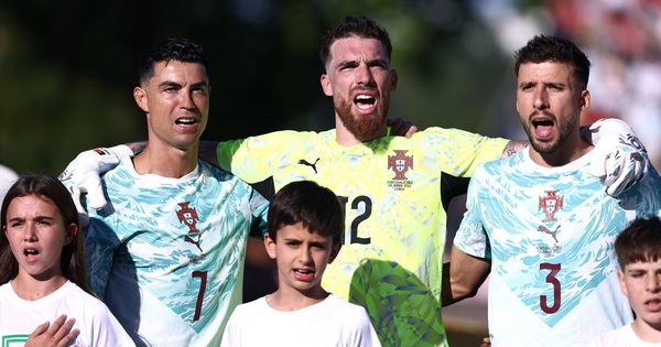 Ronaldo và Bồ Đào Nha ‘mang’ Diogo Jota đến World Cup 2026: Hành động đặc biệt khiến khán giả rơi lệ! - hình ảnh - f168winn.com Ronaldo và Bồ Đào Nha ‘mang’ Diogo Jota đến World Cup 2026: Hành động đặc biệt khiến khán giả rơi lệ! - hình ảnh - f168winn.com