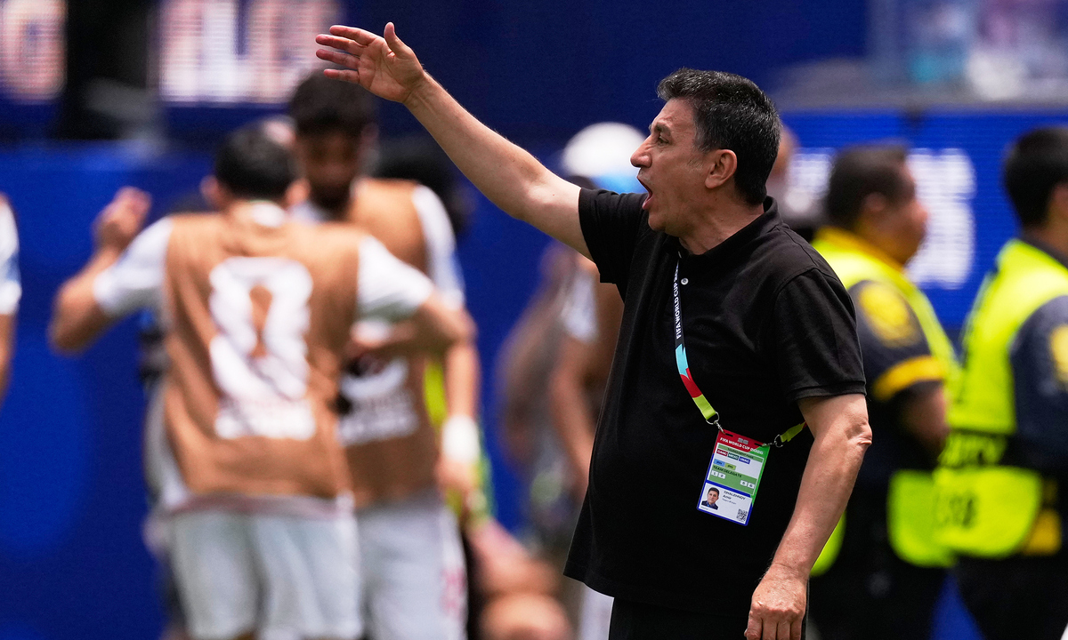 HLV Ghalenoei: ‘Iran bất bại là kỳ tích World Cup’ - hình ảnh - f168winn.com HLV Ghalenoei: ‘Iran bất bại là kỳ tích World Cup’ - hình ảnh - f168winn.com
