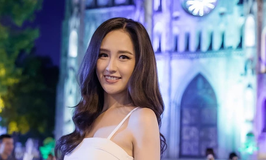 F168 VIP và phong cách thời thượng của Mai Phương Thúy khi dạo phố - hình ảnh - f168winn.com
