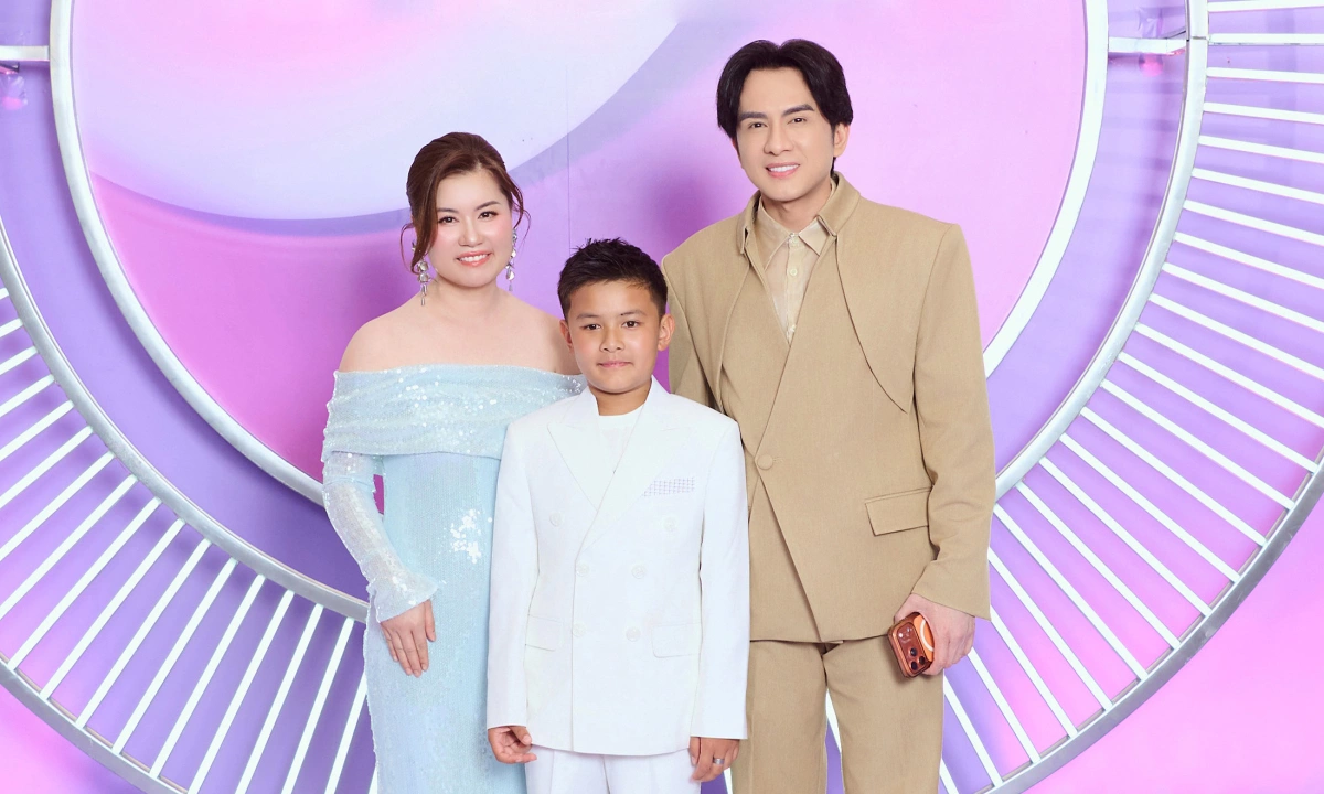 Đan Trường đưa vợ cũ và con trai đi sự kiện: góc nhìn mới cho người chơi Việt - hình ảnh - f168winn.com