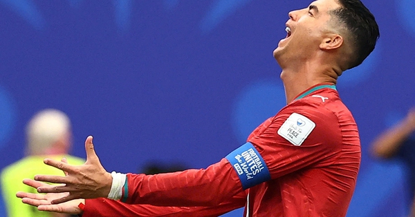 F168 slot game và câu chuyện về Ronaldo: Khi huyền thoại cần nhường chỗ? - hình ảnh - f168winn.com