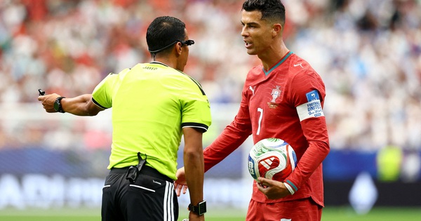 F168 baccarat: Ronaldo từ chối bình luận về Messi sau trận Bồ Đào Nha vs Uzbekistan - hình ảnh - f168winn.com F168 baccarat: Ronaldo từ chối bình luận về Messi sau trận Bồ Đào Nha vs Uzbekistan - hình ảnh - f168winn.com