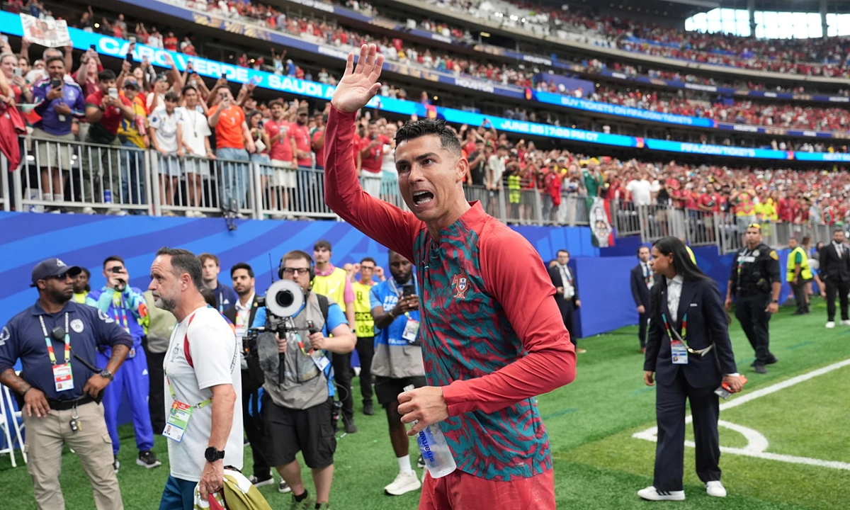 F168 cược thể thao: Ronaldo mong đợi trận chung kết World Cup 2026 với Messi - hình ảnh - f168winn.com F168 cược thể thao: Ronaldo mong đợi trận chung kết World Cup 2026 với Messi - hình ảnh - f168winn.com