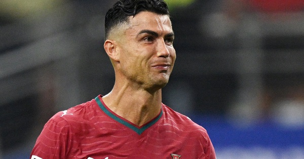 Ronaldo nghẹn ngào chia tay World Cup: Khoảnh khắc khiến fan Việt xót xa - hình ảnh - f168winn.com