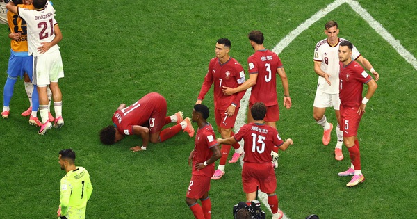 F168 slot game và khoảnh khắc xúc động giữa HLV Tây Ban Nha với Ronaldo - hình ảnh - f168winn.com