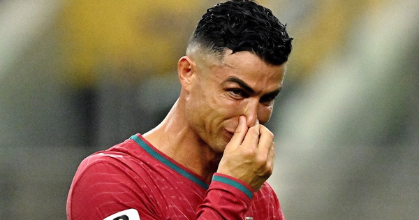 Chấm điểm Bồ Đào Nha – Tây Ban Nha: Ronaldo mờ nhạt, Yamal tỏa sáng? - hình ảnh - f168winn.com Chấm điểm Bồ Đào Nha – Tây Ban Nha: Ronaldo mờ nhạt, Yamal tỏa sáng? - hình ảnh - f168winn.com