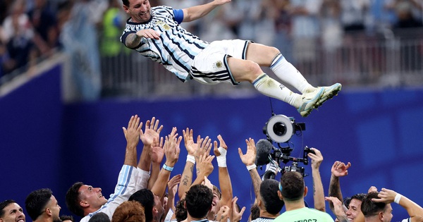 Roy Keane ca ngợi tinh thần ‘chiến đấu đường phố’ của Argentina sau kỳ tích lội ngược dòng không tưởng: góc nhìn mới cho người chơi Việt - hình ảnh - f168winn.com