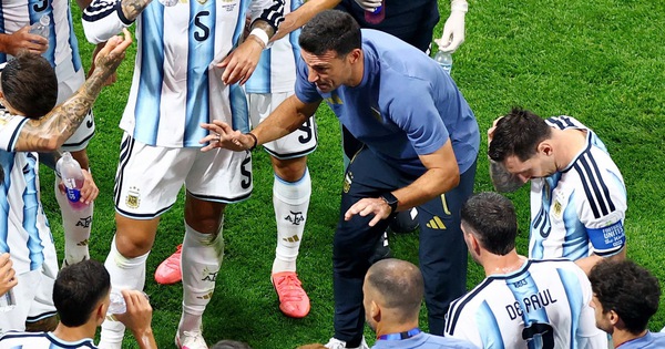 Argentina lội ngược dòng kinh điển nhờ thiên tài Scolani: Thay đổi chiến thuật như thần: góc nhìn mới cho người chơi Việt - hình ảnh - f168winn.com Argentina lội ngược dòng kinh điển nhờ thiên tài Scolani: Thay đổi chiến thuật như thần: góc nhìn mới cho người chơi Việt - hình ảnh - f168winn.com