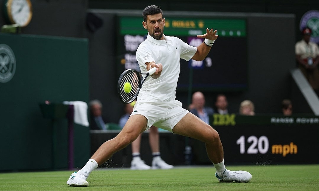 Djokovic dễ dàng vượt qua Tsitsipas, tiến sâu tại Wimbledon 2026 - hình ảnh - f168winn.com